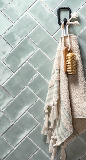 https://www.originalstyle.com/media/Range-Pages/Winchester/Original_Style_Winchester_tiles_service2_1.jpg
